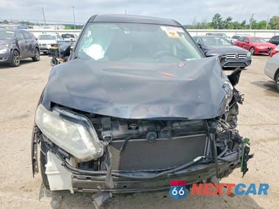 Piąte zdjęcie samochodu w środku: 2015 NISSAN ROGUE S VIN:KNMAT2MVXFP502737 - miniatura