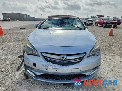 Piąte zdjęcie samochodu w środku: 2016 BUICK CASCADA PREMIUM VIN:W04WT3N50GG076952 - miniatura
