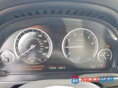 Zdjęcie 9 z 12 samochodu: 2018 BMW X5 XDR40E VIN:5UXKT0C56J0V98425 - miniatura