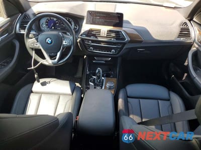Zdjęcie 8 z 13 samochodu: 2018 BMW X3 XDRIVE30I VIN:5UXTR9C52JLD57809 - miniatura