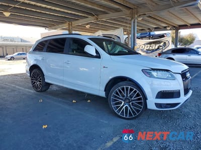 Czwarte zdjęcie samochodu z boku: 2015 AUDI Q7 PRESTIGE VIN:WA1DGAFE4FD018194 - miniatura