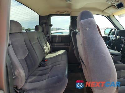 Zdjęcie 10 z 13 samochodu: 2003 GMC NEW SIERRA C1500 VIN:2GTEC19V631305996 - miniatura