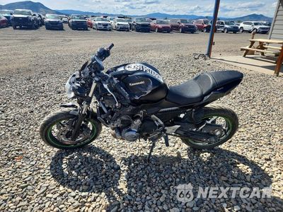 Trzecie zdjęcie samochodu z tyłu: 2017 KAWASAKI ER650 H VIN:JKAEREH15HDA01054 - miniatura