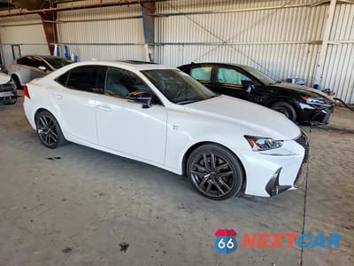 Czwarte zdjęcie samochodu z boku: 2019 LEXUS IS 300 VIN:JTHBA1D28K5100505 - miniatura