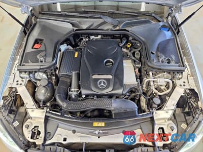Zdjęcie 11 z 12 samochodu: 2017 MERCEDES-BENZ E 300 4MATIC VIN:WDDZF4KB8HA232885 - miniatura