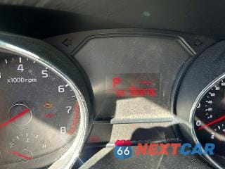 Zdjęcie 8 z 10 samochodu: 2018 KIA SEDONA LX VIN:KNDMB5C19J6383643 - miniatura