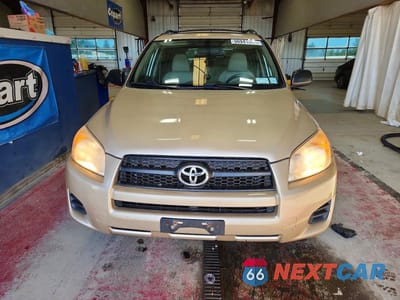 Piąte zdjęcie samochodu w środku: 2012 TOYOTA RAV4 BASE VIN:JTMBF4DV7CD043204 - miniatura