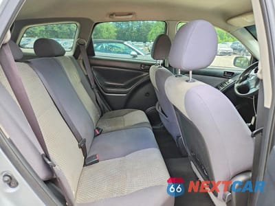 Zdjęcie 11 z 13 samochodu: 2006 TOYOTA COROLLA MATRIX XR VIN:2T1KR32E96C603228 - miniatura