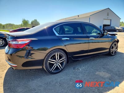 Trzecie zdjęcie samochodu z tyłu: 2016 HONDA ACCORD SPORT VIN:1HGCR2F5XGA034387 - miniatura
