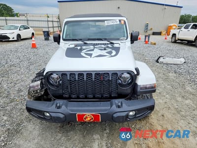 Piąte zdjęcie samochodu w środku: 2021 JEEP GLADIATOR SPORT VIN:1C6HJTAG7ML555360 - miniatura