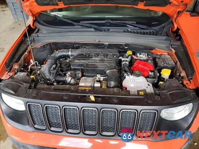 Zdjęcie 12 z 13 samochodu: 2021 JEEP RENEGADE TRAILHAWK VIN:ZACNJDC14MPM12451 - miniatura