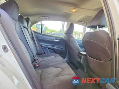 Zdjęcie 10 z 12 samochodu: 2019 TOYOTA CAMRY LE VIN:4T1B11HKXKU769176 - miniatura