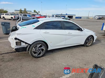 Trzecie zdjęcie samochodu z tyłu: 2024 HYUNDAI ELANTRA SEL VIN:KMHLS4DG4RU851905 - miniatura