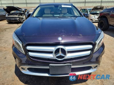Piąte zdjęcie samochodu w środku: 2015 MERCEDES-BENZ GLA 250 4MATIC VIN:WDCTG4GB1FJ102461 - miniatura