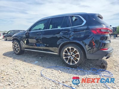 Drugie zdjęcie samochodu z przodu: 2021 BMW X5 XDRIVE40I VIN:5UXCR6C08M9E88876 - miniatura