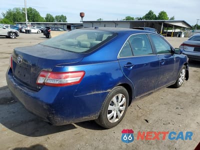 Trzecie zdjęcie samochodu z tyłu: 2010 TOYOTA CAMRY LE VIN:4T4BF3EK5AR003801 - miniatura