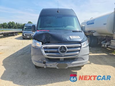 Piąte zdjęcie samochodu w środku: 2020 MERCEDES-BENZ SPRINTER 3500 VIN:W1W5EDHY3LT031565 - miniatura
