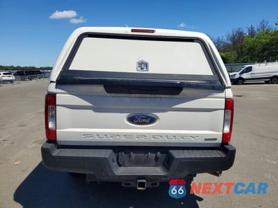 Zdjęcie 6 z 14 samochodu: 2018 FORD F250 SUPER DUTY VIN:1FT7X2B69JEC95028 - miniatura