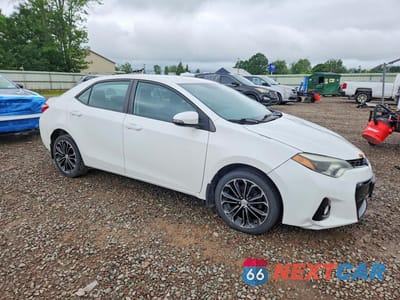 Czwarte zdjęcie samochodu z boku: 2016 TOYOTA COROLLA S PLUS VIN:5YFBURHE5GP566608 - miniatura
