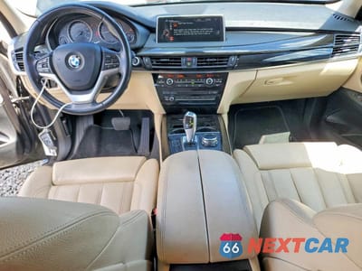Zdjęcie 8 z 13 samochodu: 2016 BMW X5 XDRIVE50I VIN:5UXKR6C54G0J80729 - miniatura