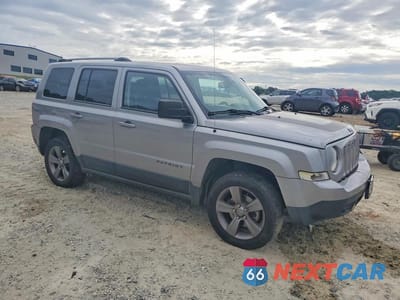Czwarte zdjęcie samochodu z boku: 2016 JEEP PATRIOT SPORT VIN:1C4NJPBA1GD796066 - miniatura