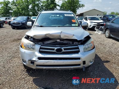 Piąte zdjęcie samochodu w środku: 2008 TOYOTA RAV4 LIMITED VIN:JTMBD31V086077372 - miniatura