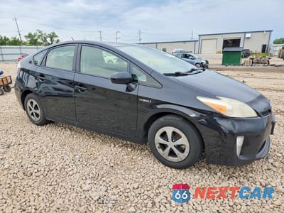 Czwarte zdjęcie samochodu z boku: 2013 TOYOTA PRIUS TWO VIN:JTDKN3DU9D1683745 - miniatura