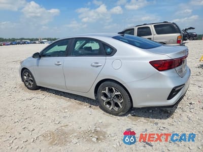 Drugie zdjęcie samochodu z przodu: 2019 KIA FORTE LXS VIN:3KPF24AD6KE007672 - miniatura