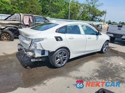 Trzecie zdjęcie samochodu z tyłu: 2022 BMW 228XI VIN:WBA73AK0XN7K95936 - miniatura