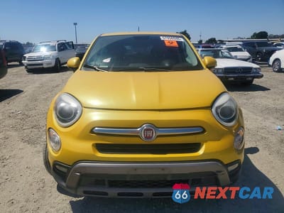 Piąte zdjęcie samochodu w środku: 2016 FIAT 500X TREKKING VIN:ZFBCFYCT0GP386343 - miniatura