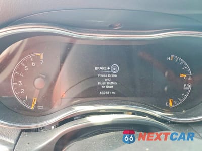 Zdjęcie 9 z 14 samochodu: 2021 JEEP GRAND CHEROKEE LAREDO VIN:1C4RJEAG2MC597248 - miniatura