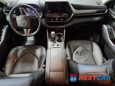 Zdjęcie 8 z 12 samochodu: 2023 TOYOTA HIGHLANDER HYBRID LE VIN:5TDBBRCH3PS109777 - miniatura