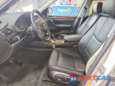 Zdjęcie 7 z 13 samochodu: 2017 BMW X3 XDRIVE28I VIN:5UXWX9C59H0T11910 - miniatura