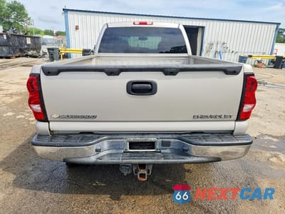 Zdjęcie 6 z 12 samochodu: 2004 CHEVROLET SILVERADO C2500 VIN:1GCGC23U14F201103 - miniatura