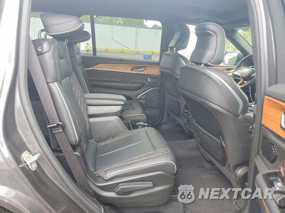 Zdjęcie 10 z 12 samochodu: 2023 JEEP GRAND CHEROKEE L SUMMIT VIN:1C4RJKEG6P8829771 - miniatura