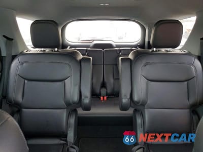 Zdjęcie 10 z 13 samochodu: 2023 FORD EXPLORER XLT VIN:1FMSK7DH1PGA54173 - miniatura