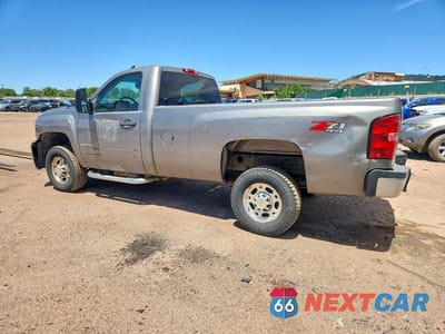 Drugie zdjęcie samochodu z przodu: 2007 CHEVROLET SILVERADO K2500 HEAVY DUTY VIN:1GCHK24K17E545657 - miniatura