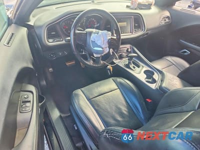 Zdjęcie 8 z 12 samochodu: 2016 DODGE CHALLENGER SXT VIN:2C3CDZAG9GH353185 - miniatura