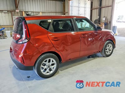 Trzecie zdjęcie samochodu z tyłu: 2025 KIA SOUL LX VIN:KNDJ23AU4S7264334 - miniatura