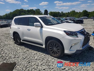 Czwarte zdjęcie samochodu z boku: 2023 LEXUS GX 460 LUXURY VIN:JTJGM7BX9P5340473 - miniatura