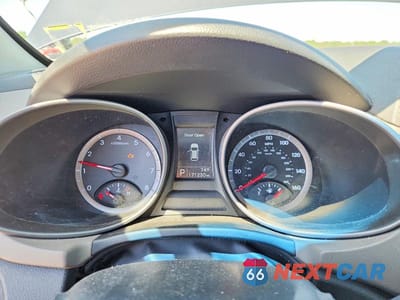 Zdjęcie 9 z 13 samochodu: 2013 HYUNDAI SANTA FE SPORT 2.4L VIN:5XYZT3LB1DG114246 - miniatura