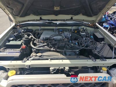 Zdjęcie 11 z 12 samochodu: 2001 NISSAN PATHFINDER SE VIN:JN8DR09Y51W610382 - miniatura