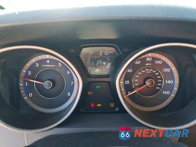 Zdjęcie 9 z 13 samochodu: 2015 HYUNDAI ELANTRA SE VIN:KMHDH4AE2FU229448 - miniatura