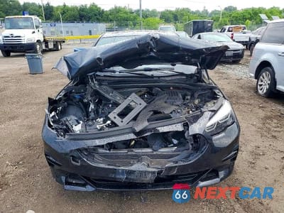 Piąte zdjęcie samochodu w środku: 2022 BMW 228I VIN:WBA53AK03N7J96334 - miniatura