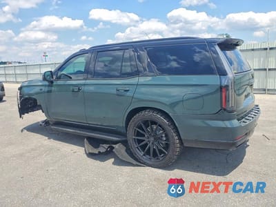 Drugie zdjęcie samochodu z przodu: 2025 CADILLAC ESCALADE PREMIUM LUXURY VIN:1GYS9BRL8SR407774 - miniatura