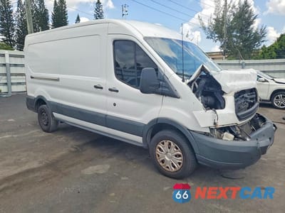 Czwarte zdjęcie samochodu z boku: 2018 FORD TRANSIT T-250 VIN:1FTYR2CM2JKB13604 - miniatura