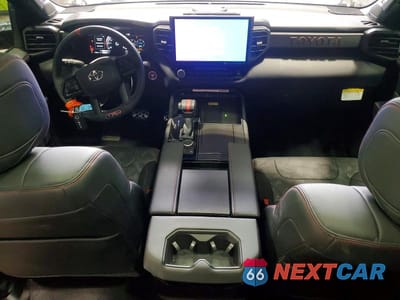 Zdjęcie 8 z 13 samochodu: 2024 TOYOTA SEQUOIA TRD PRO VIN:7SVAAABA7RX046755 - miniatura