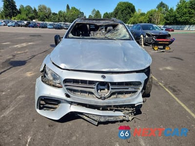 Piąte zdjęcie samochodu w środku: 2020 MERCEDES-BENZ E 63 AMG-S 4MATIC VIN:W1KZF8KB5LA824969 - miniatura