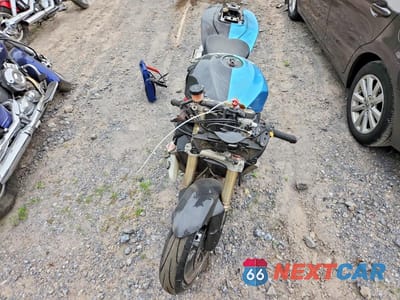 Drugie zdjęcie samochodu z przodu: 2006 SUZUKI GSX-R600 K6 VIN:JS1GN7DA062106547 - miniatura