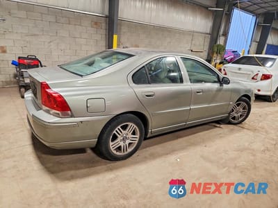 Trzecie zdjęcie samochodu z tyłu: 2006 VOLVO S60 2.5T VIN:YV1RS592662544836 - miniatura